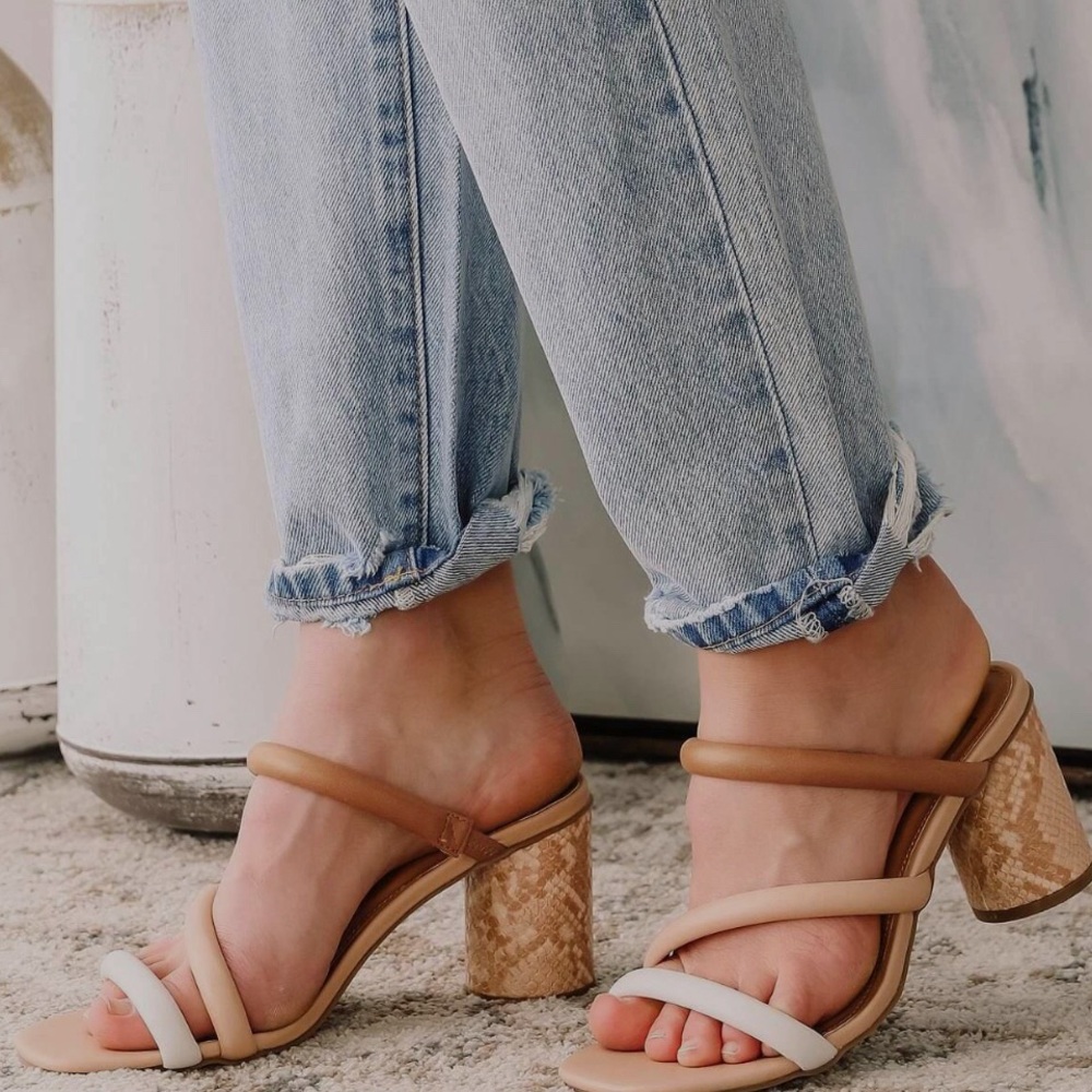 Dolce Vita Myla Sandal NWOT